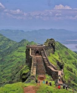 Rajgad Fort किल्ले राजगड: हिंदवी स्वराज्याची 1 राजधानी